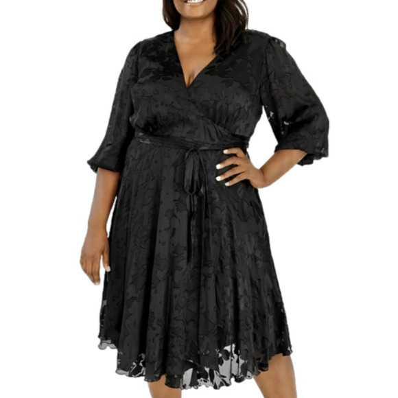 Maree Pour Toi Plus black‎ Floral Burnout Party Wrap Dress size 16 new!! - Picture 1 of 10